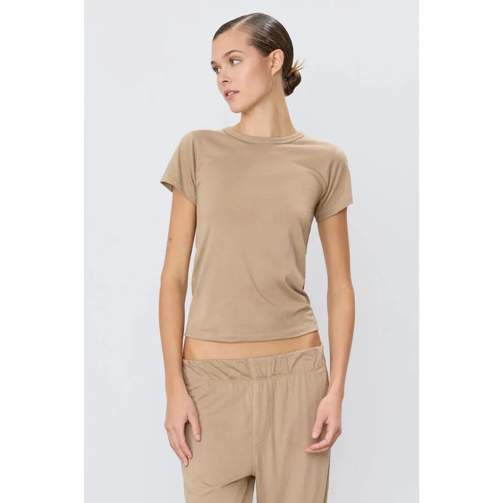 Eterne Fitted Crewneck Short Sleeve T - Image 11