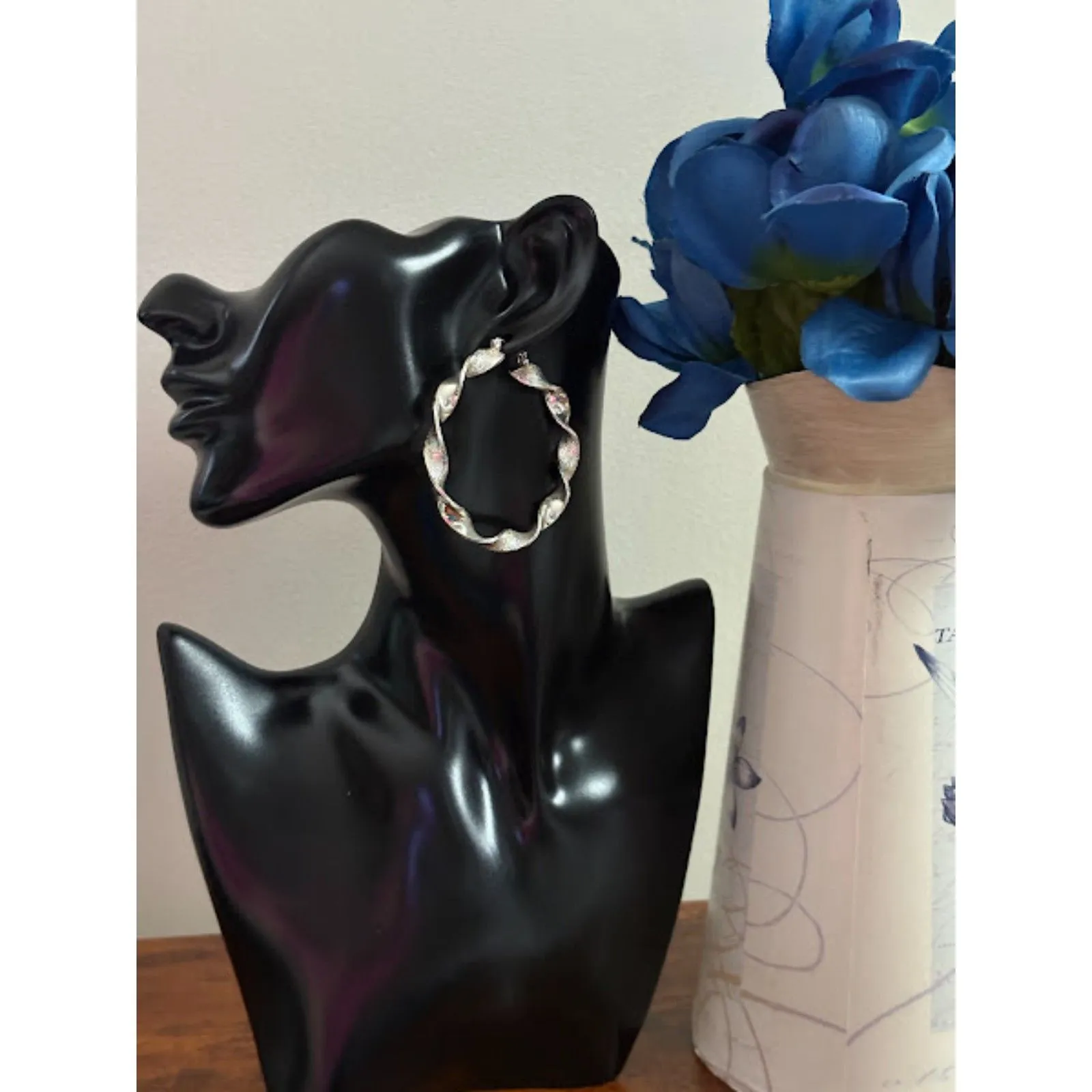 Silver Polished Textured Twisted Hoop Earrings NWT 2" - Image 3