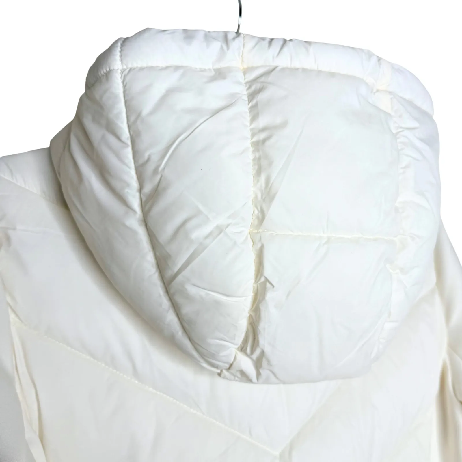 DKNY Mixed Media Scuba Sleeves Hooded Puffer Jacket Size Small White Winter Coat - Image 13