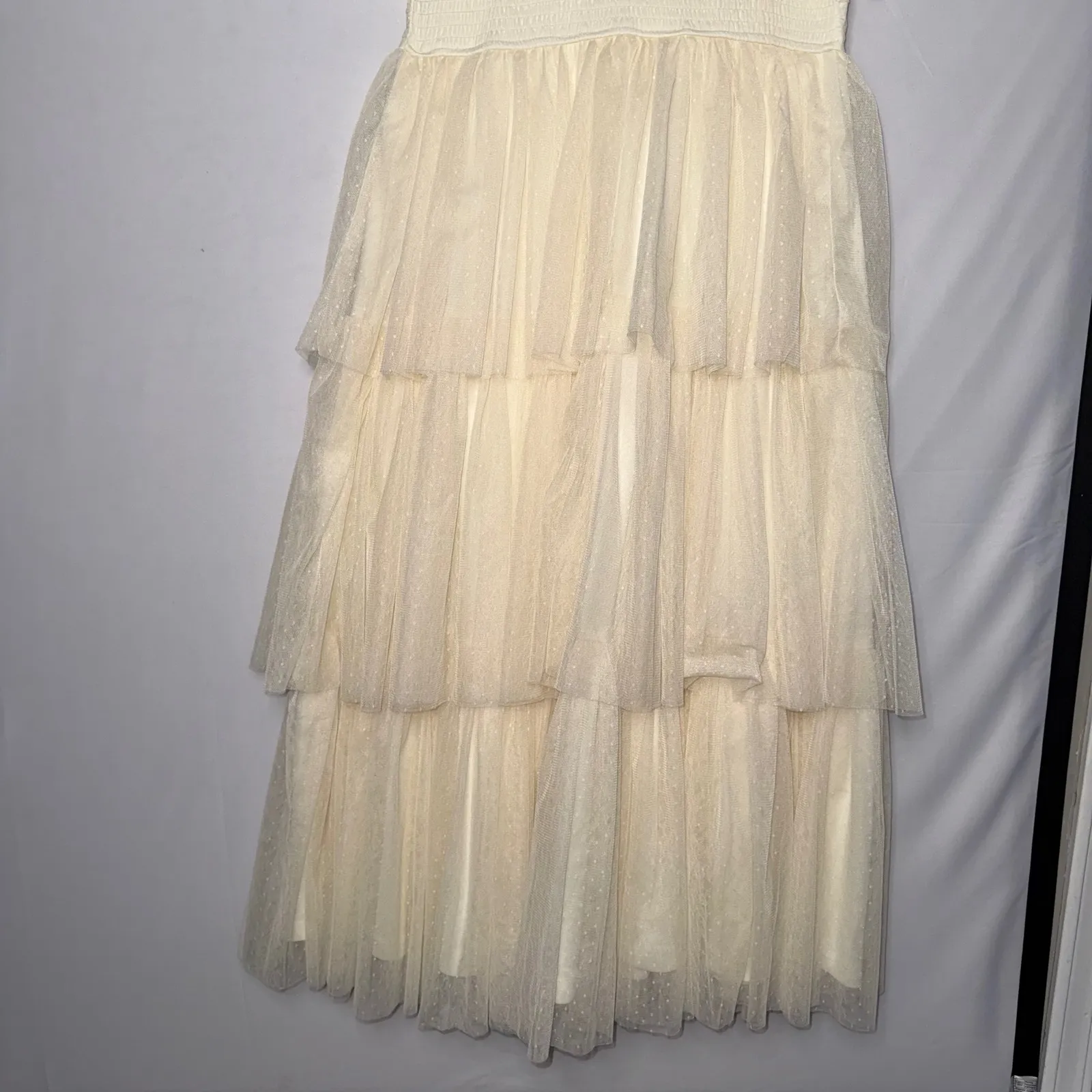 Coquette Crème Tiered Ruffle Baltic Born Short Sleeve Maxi Dress Large - Image 9