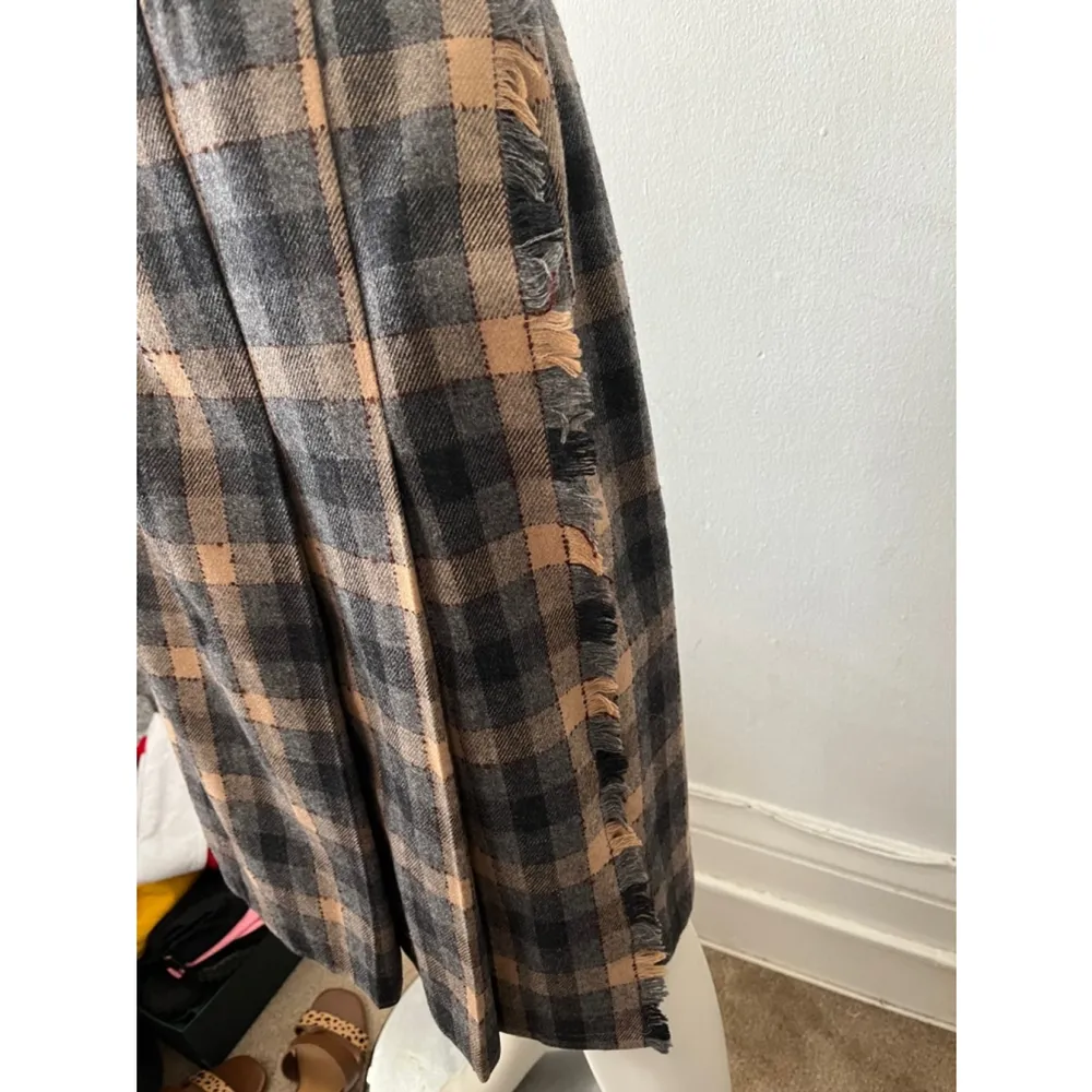 Vintage 80s beige green ruffled wool rustic plaid checkered skirt suit w/scarf S Tan Size M - Image 11