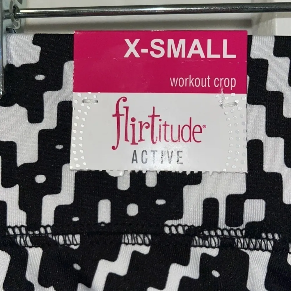 Flirtitude Crop Capri Leggings Yoga Pants Women’s XS Extra Small - Image 3