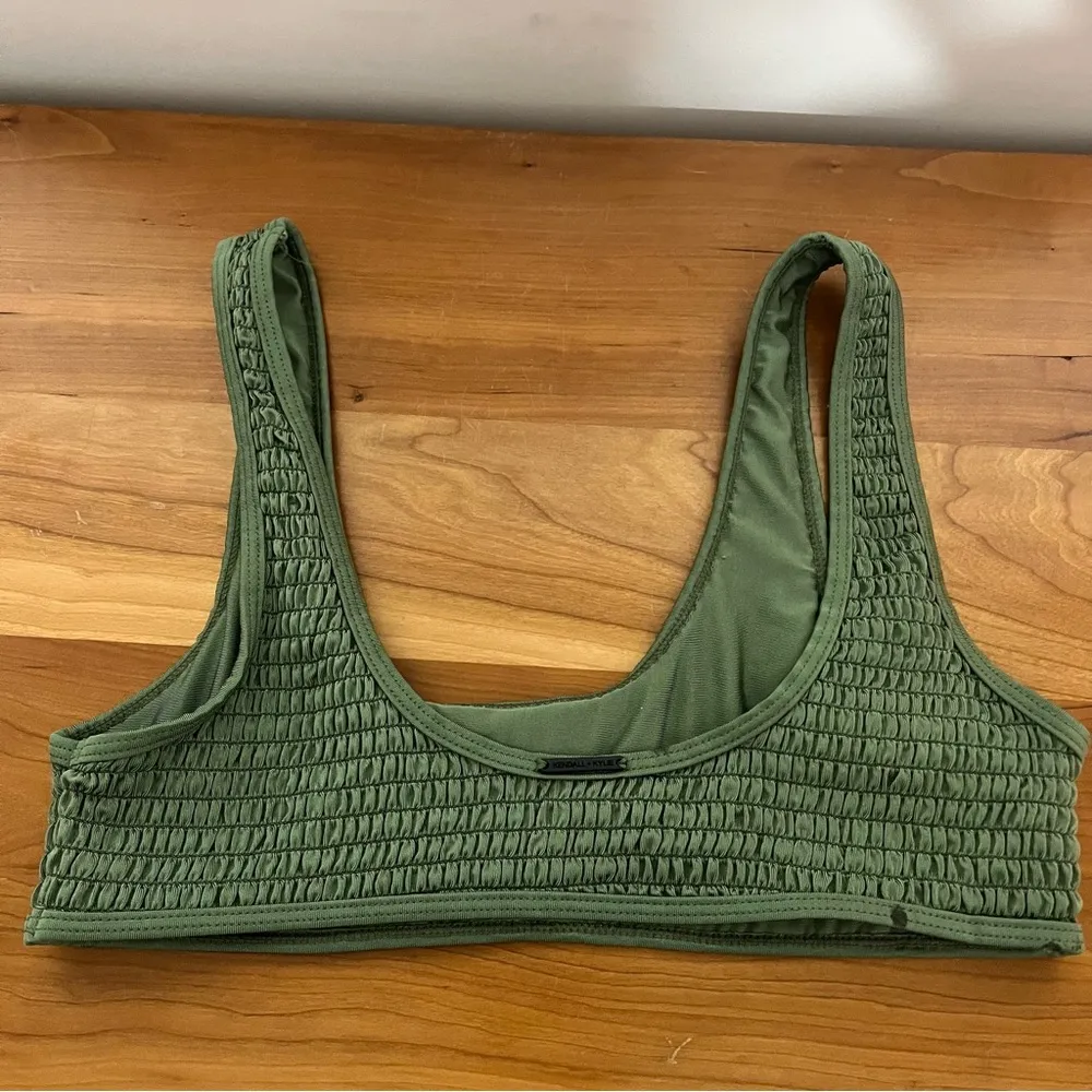 Kendall + Kylie Women Shirring Henely Top Swimwear Dark Ivy Green‎ Size Medium - Image 4