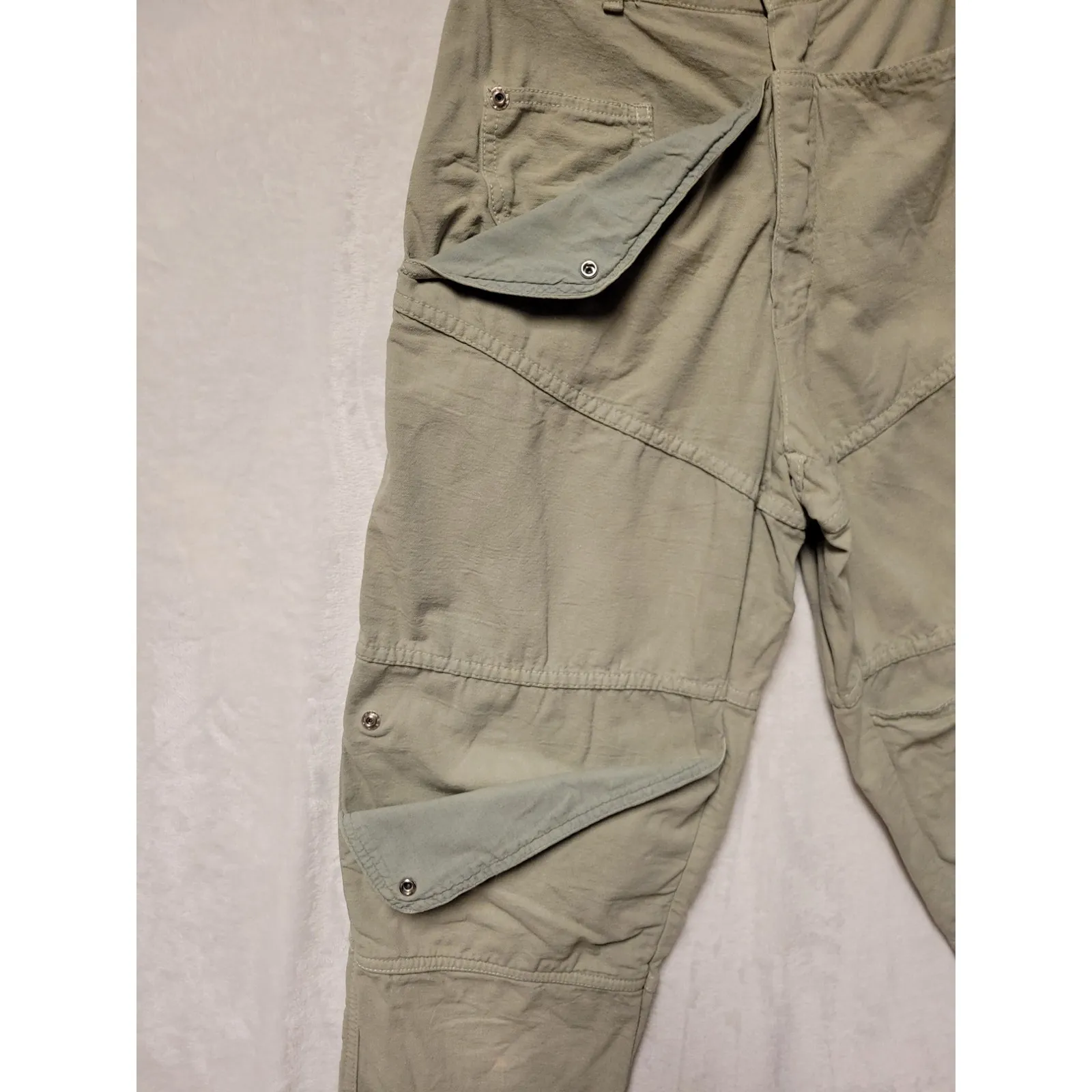 Vtg 80s Iconic Guess Pants Georges Marciano‎ Light Sage Cargo Harem Tapered Sz 3 - Image 3