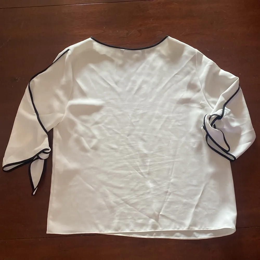 ZARA  White Blouse with Black Trim - Image 2