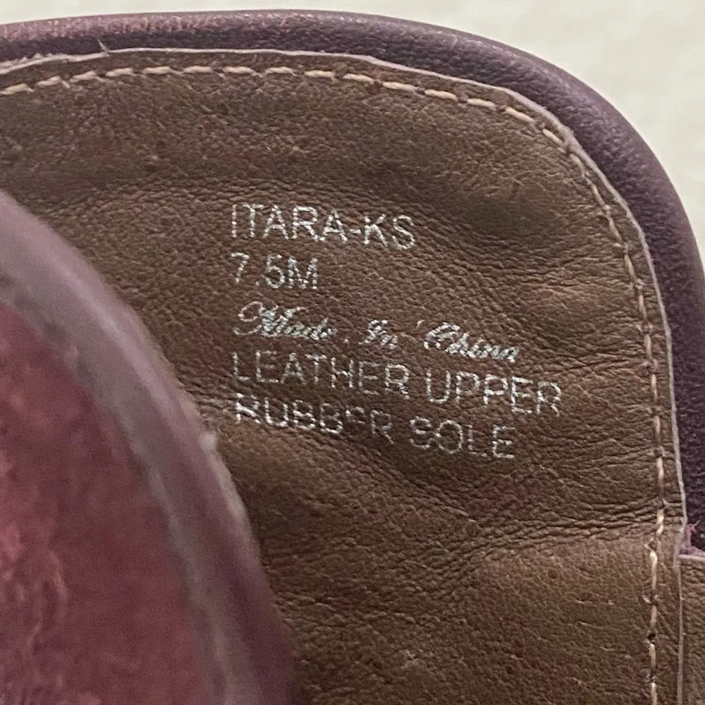 DONALD J. PLINER Itara Burgundy Wine Peep Toe Cut Out Suede Ankle Boots Size 7.5 - Image 10