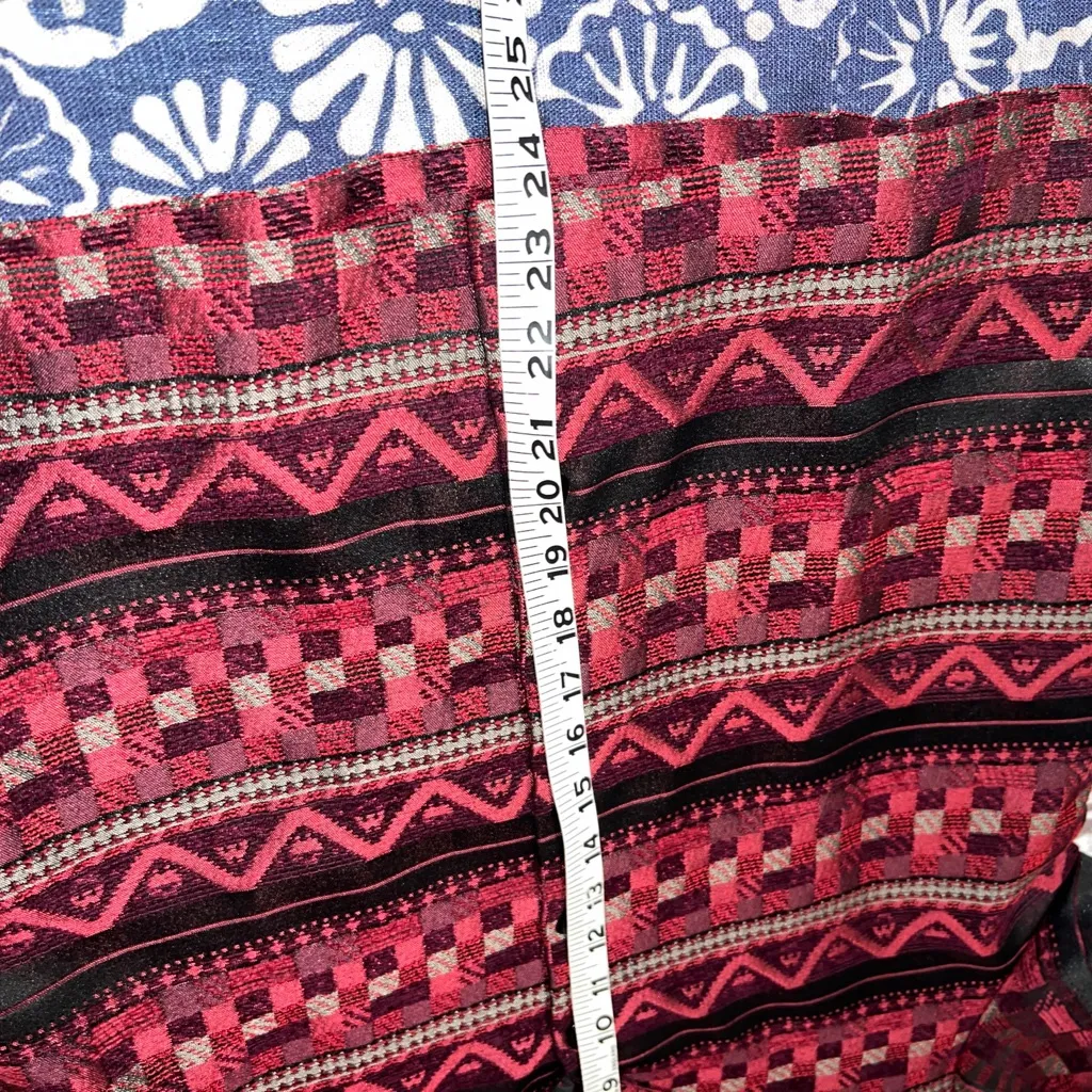 Coldwater Creek CROPPED Textured Boxy Blazer Artsy Uniqu Aztec Pattern EUC Red Size 10 - Image 7