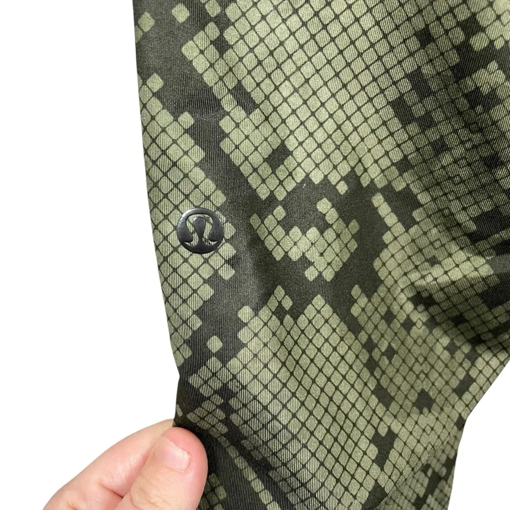Lululemon Jet Crop Slim Luxtreme Pants Ziggy Snake Fatigue Green Gator Size 4 - Image 14