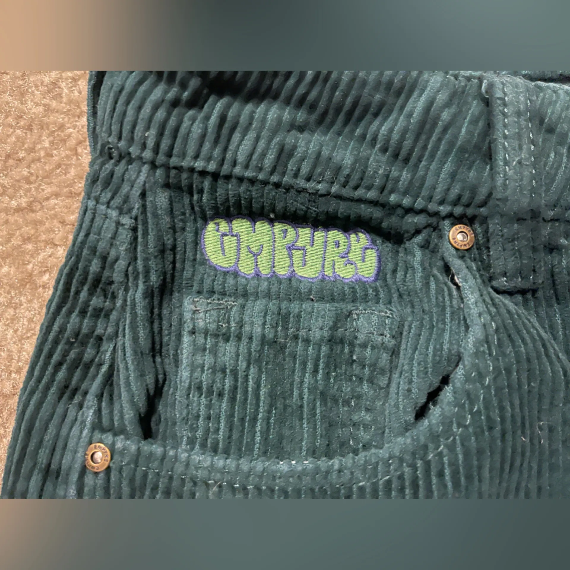 Women’s Empyre Tori Green Baggy 90’s Corduroy Skate Pants Size 0 - Image 8