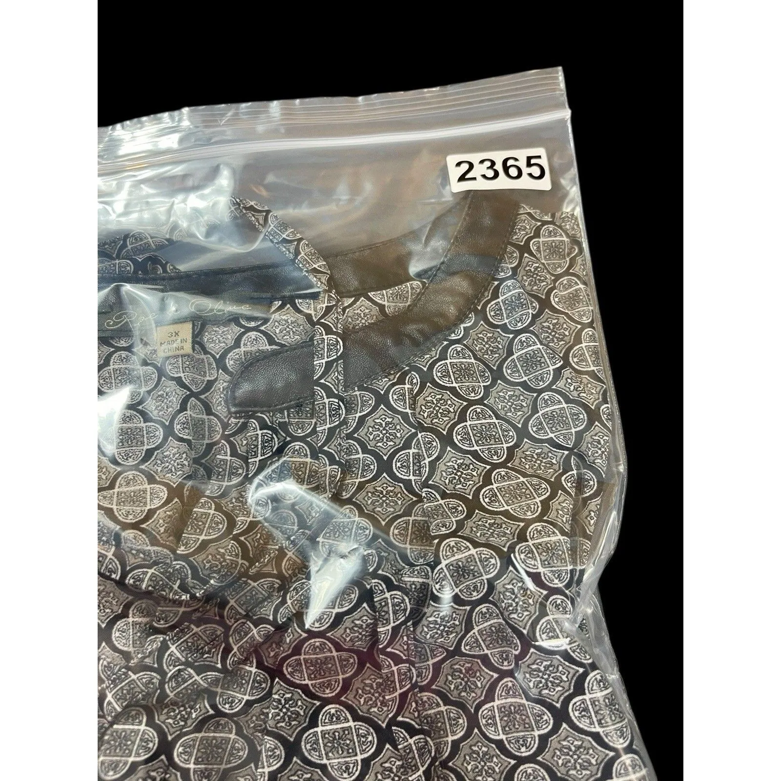 Rose & Olive 3X Black White Geometric Print Blouse Faux Leather Trim Semi Sheer - Image 12