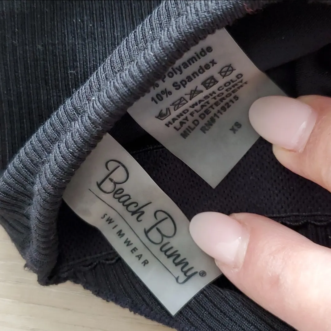 Beach Bunny  Sexy Knot Front Bikini Top - Image 4