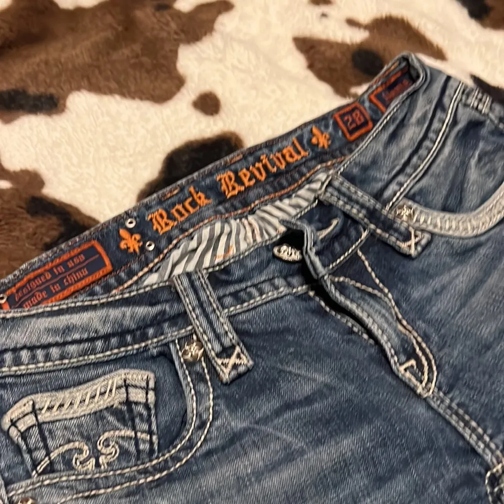 Rock Revival capri size 28 - Image 3