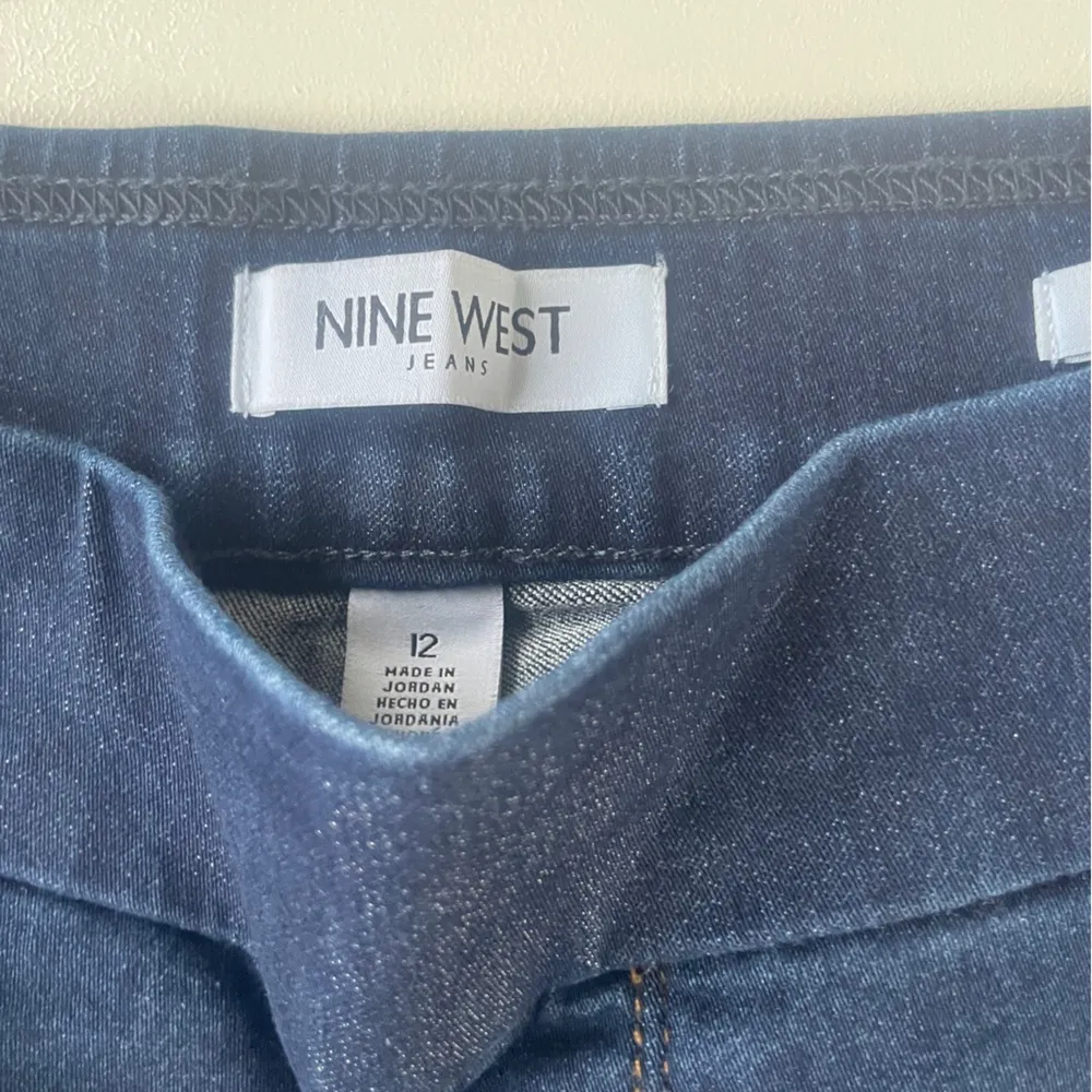 Nine West Jeans Size 12 - Pull on skinny - Image 4