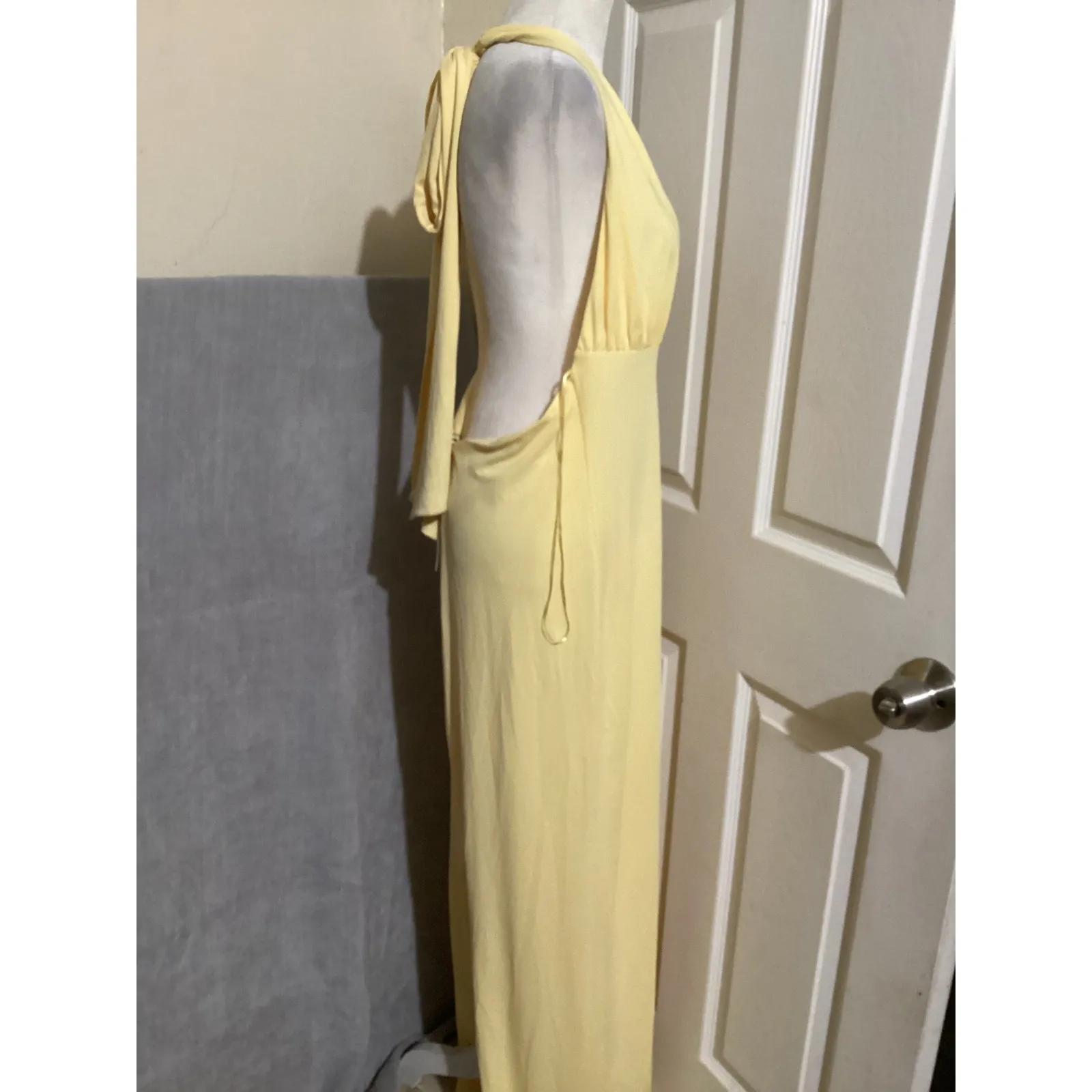 ZARA Yellow Halter Neck Plunging V Neck Maxi Dress Flowy Slit Size L - Image 4