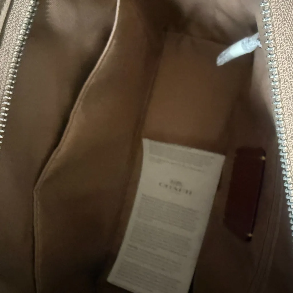 NWT Coach Laurel Shoulder Bag In Blocked Signature Leather CZ184 - Image 5