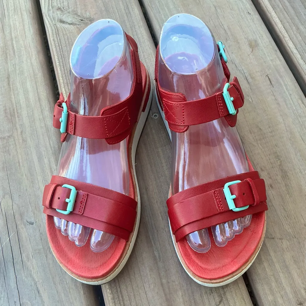 MERRELL Double Strap Sandals ❤️❤️ - Image 10