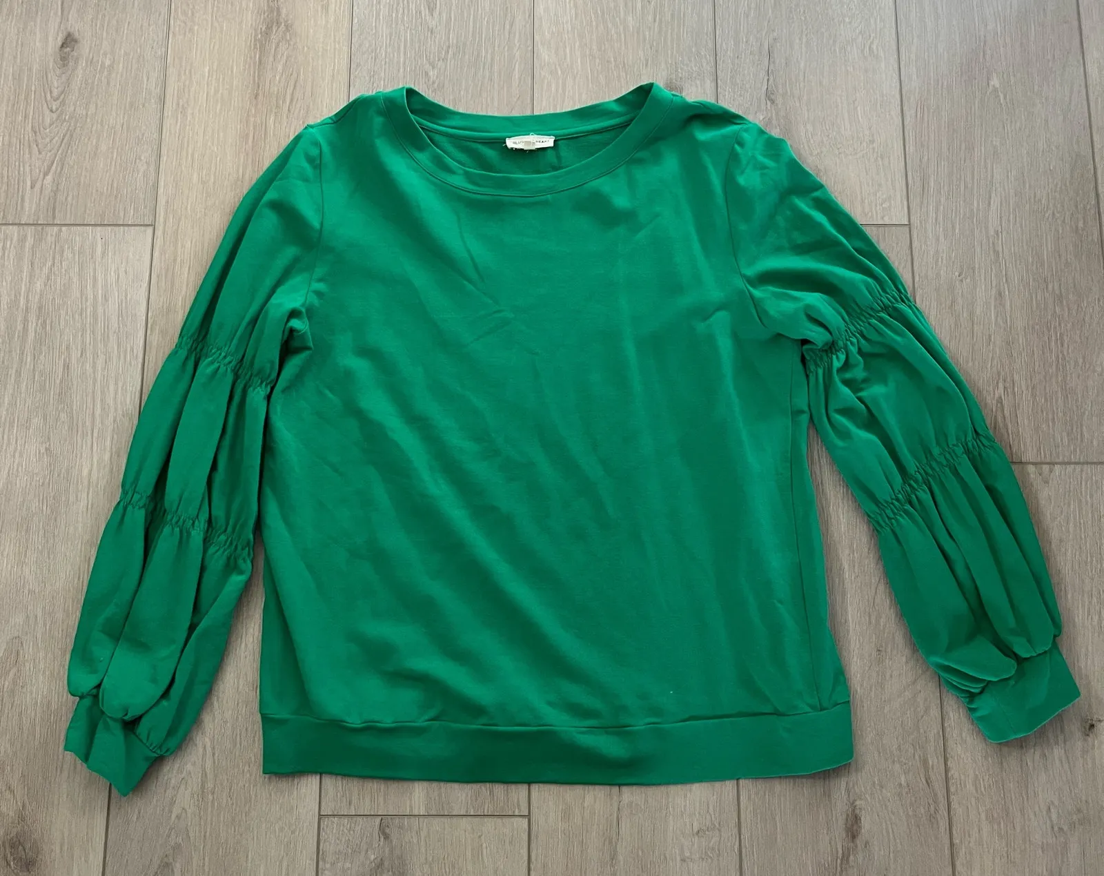Blushing Heart Women’s Kelly Green Elastic Balloon Sleeve Sweatshirt Size M Size M - Image 1