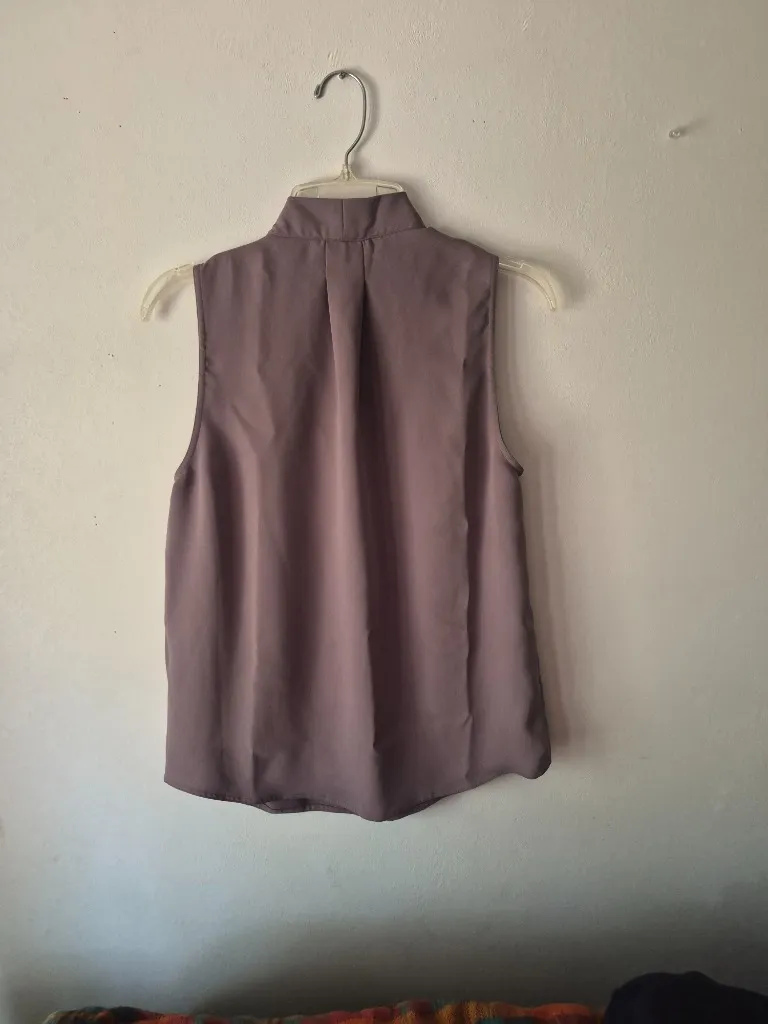 Babaton Gray Sleeveless Top - Image 5