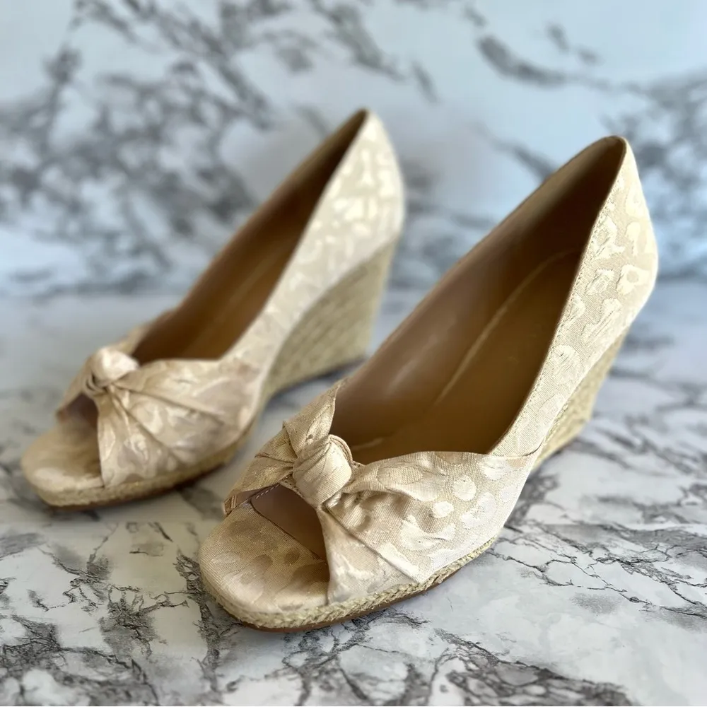 Kelly & Katie Ivala Beige Gold Metallic Animal Print Espadrille Wedge 8.5 - Image 2