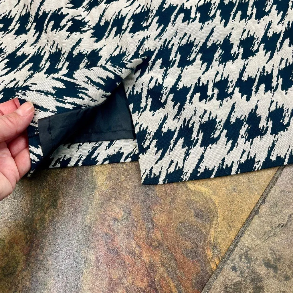 Ann Taylor Petite Beige Houndstooth Mini Skirt 4P - Image 4