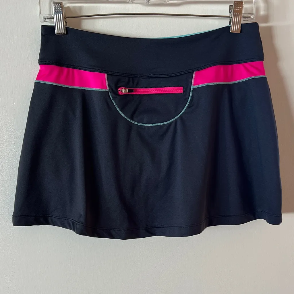 Fila Navy Skirt with Pink Stripe - Image 3