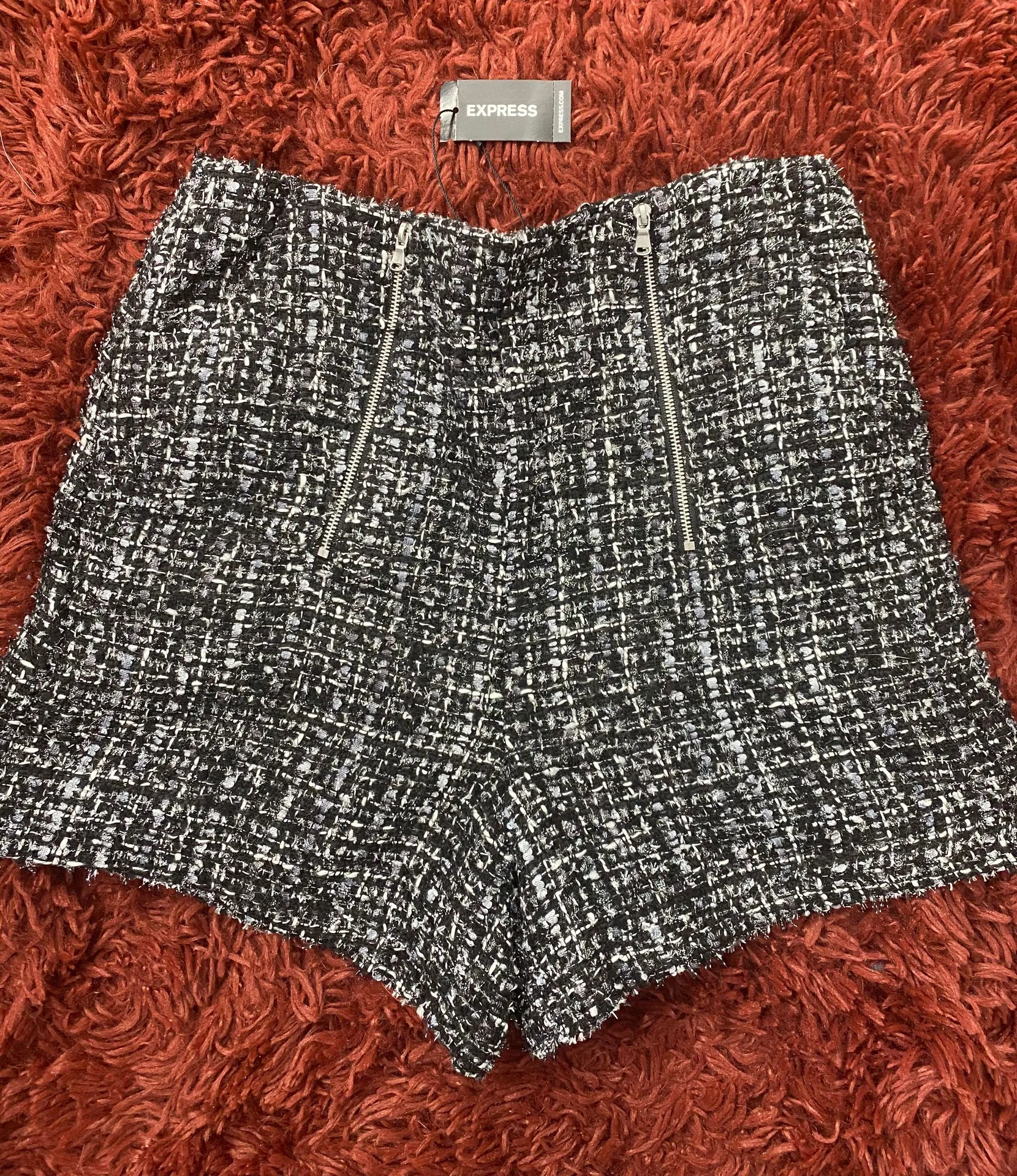 super High Waisted Double Zipper Tweed Shorts - Image 3