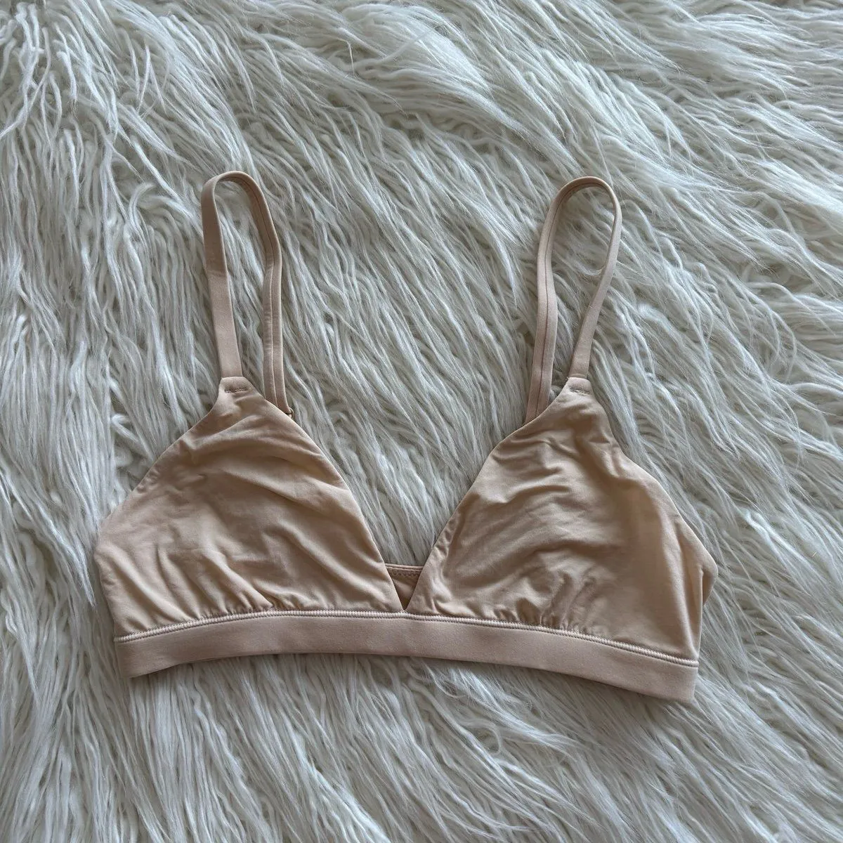 Skims Fits Everybody Triangle Bralette Sand Size Small - Image 2
