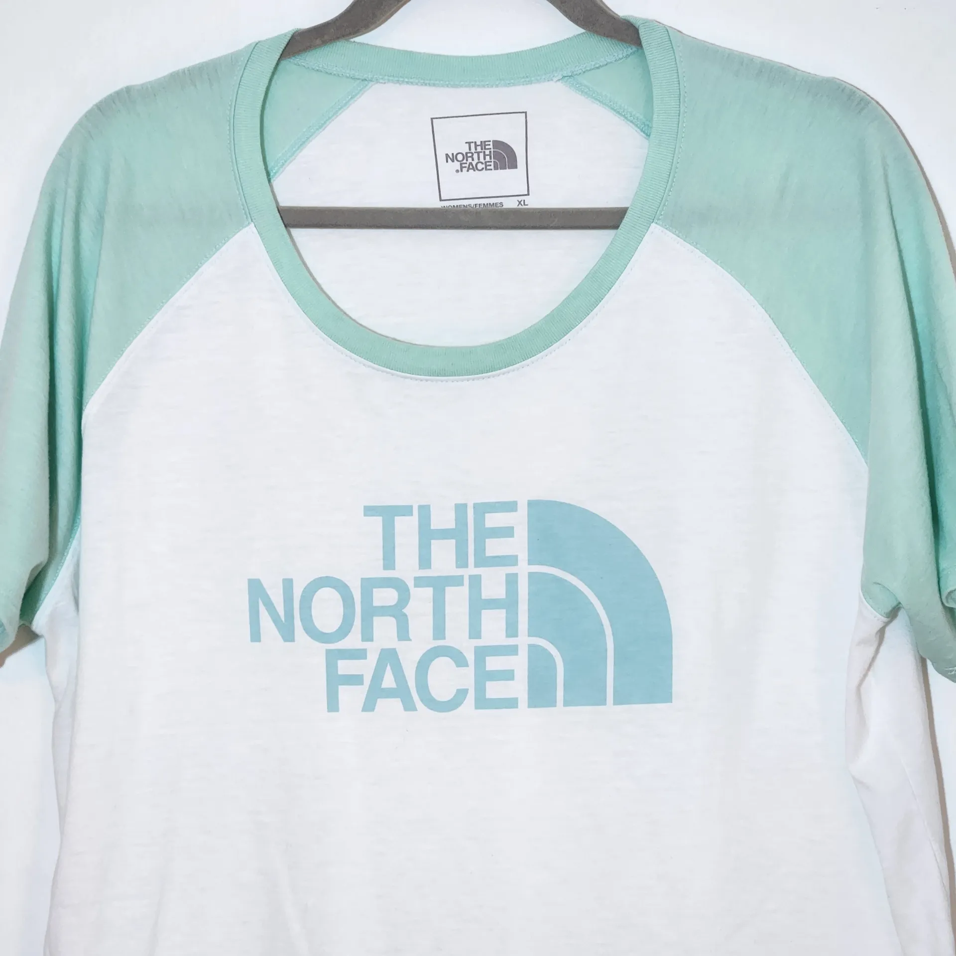 The North Face White Tee with Green Raglan Sleeves and Logo Size XL - Image 2