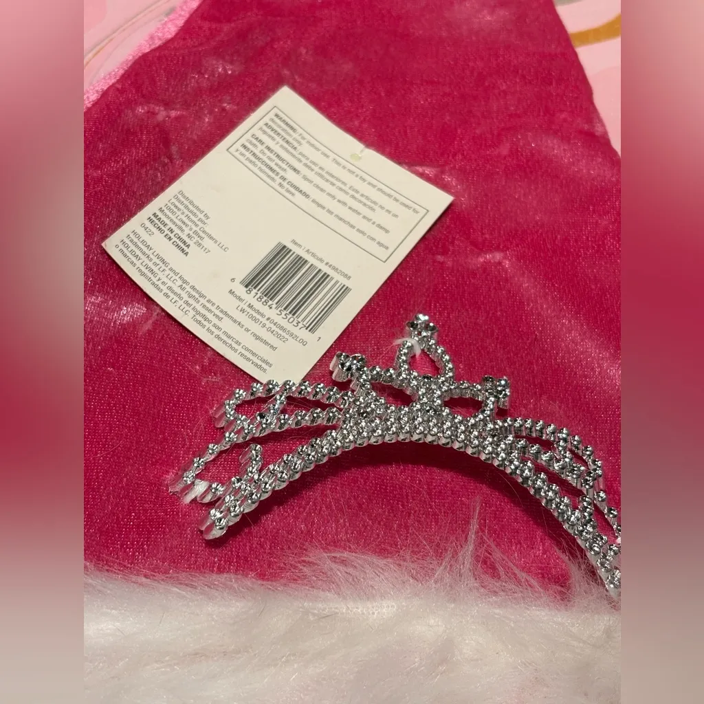 Crown Santa hat - Image 3