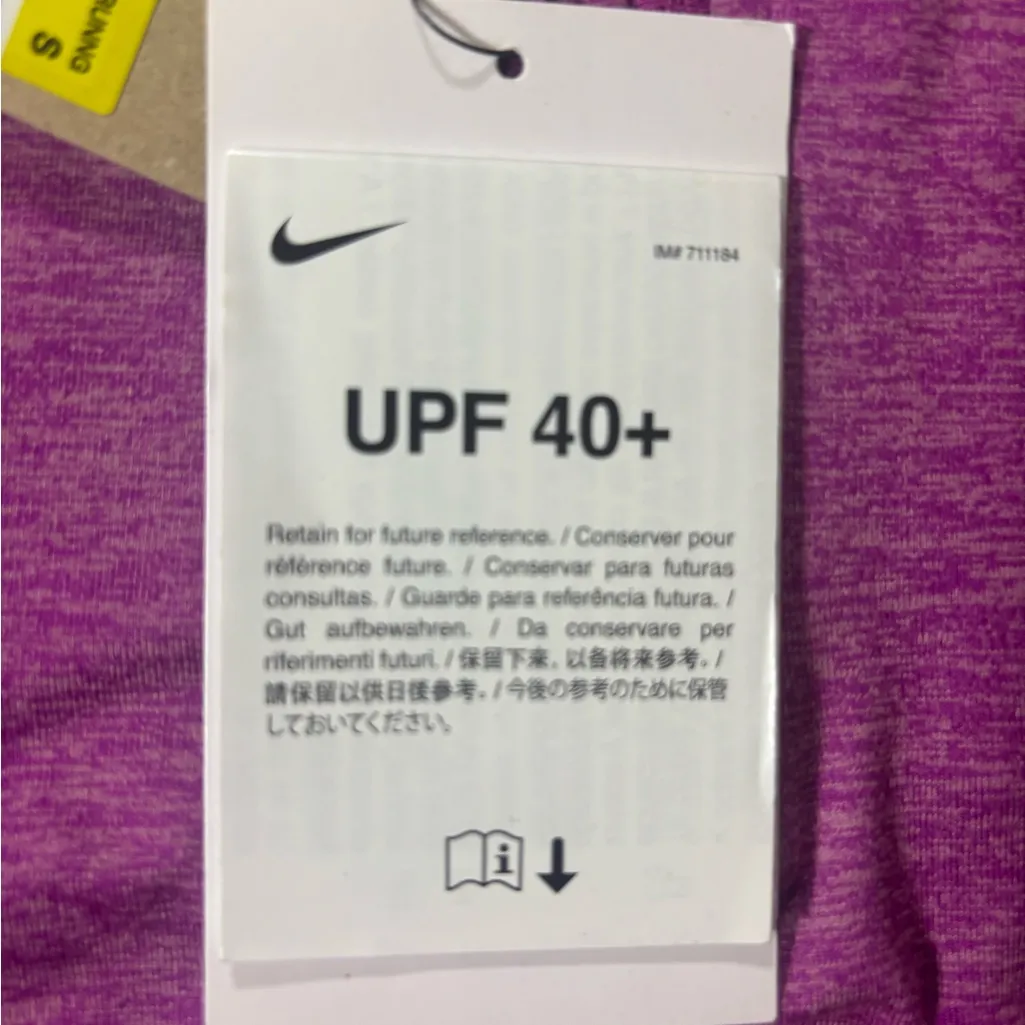 Womens Nike NWT Dri Fit quarter zip long sleeve Magenta Small Thumbholes - Image 4