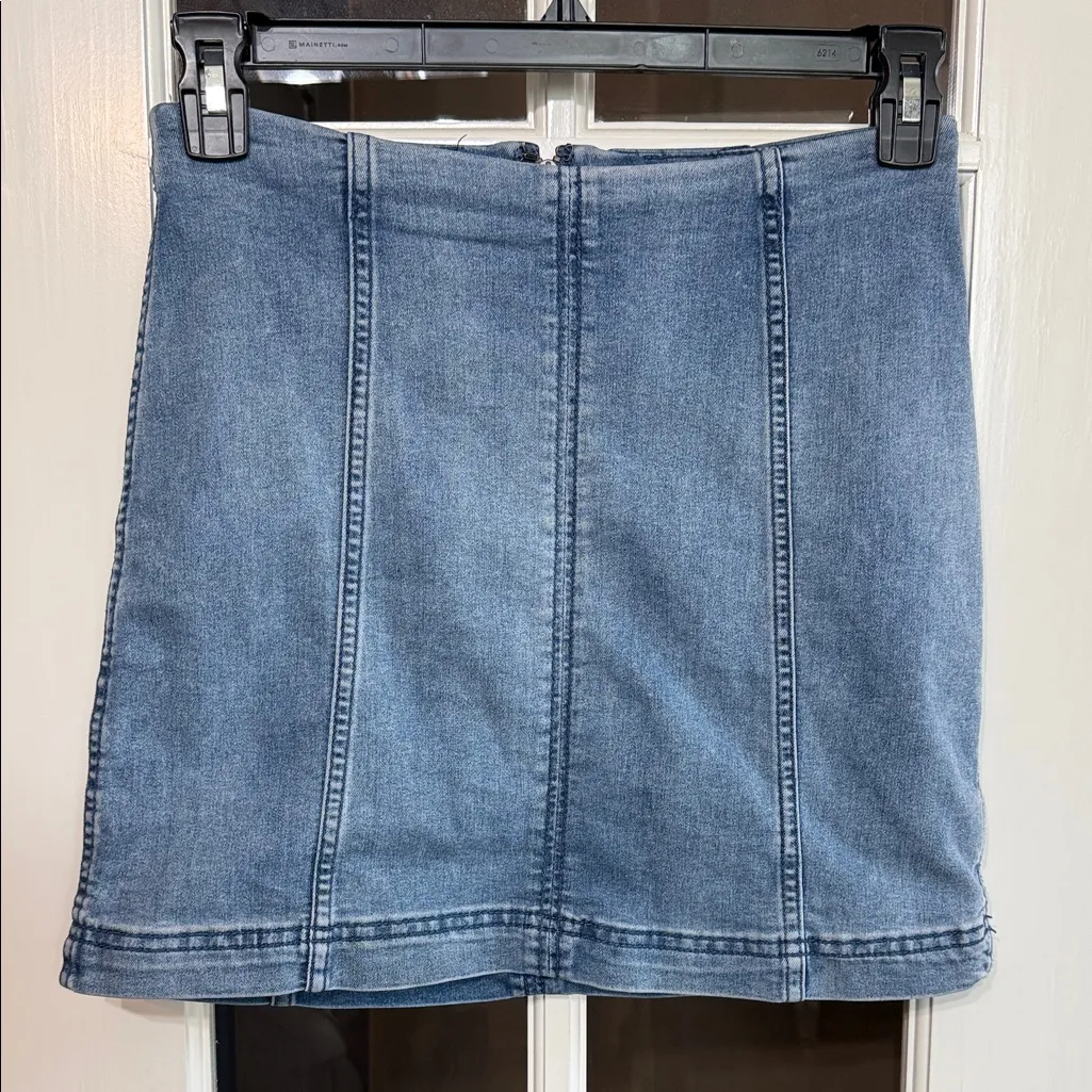 FREE PEOPLE Modern Femme Denim Mini Size 8 - Image 2