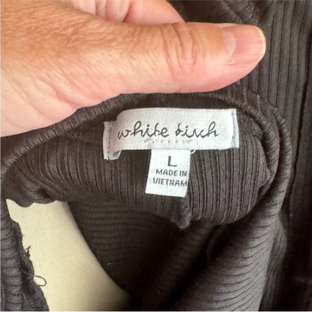 White Birch Women's Black Crisscross Hoodie - Image 12