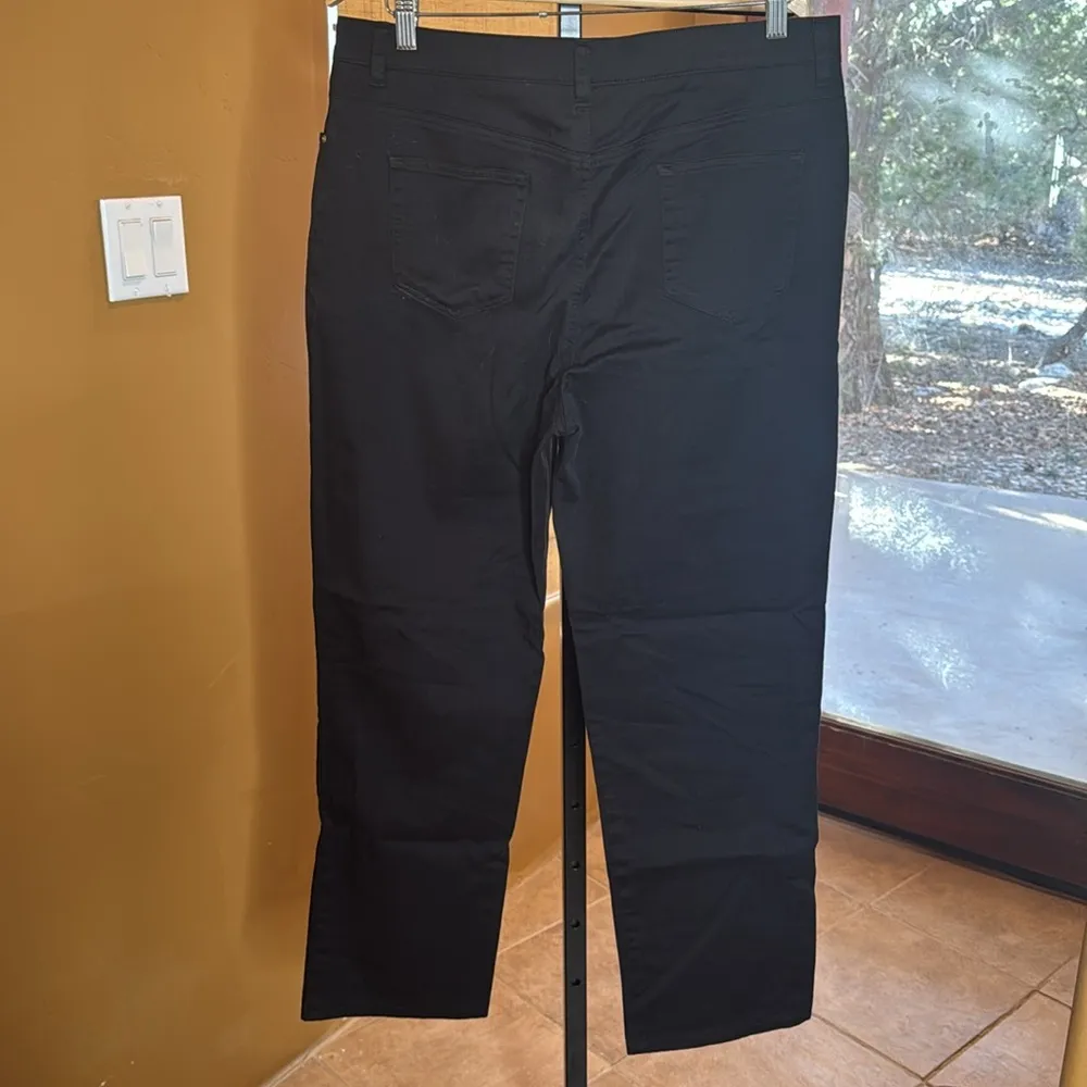 Jones New York Signature Stretch Easy Care Black Pants Size 12 - Image 4