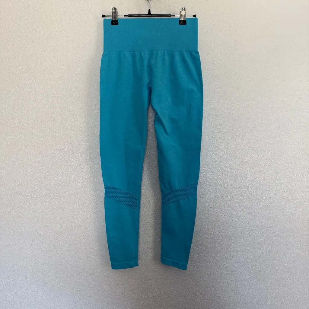 NVGTN Aqua Reveal Seamless Leggings in Blue Small - Image 2