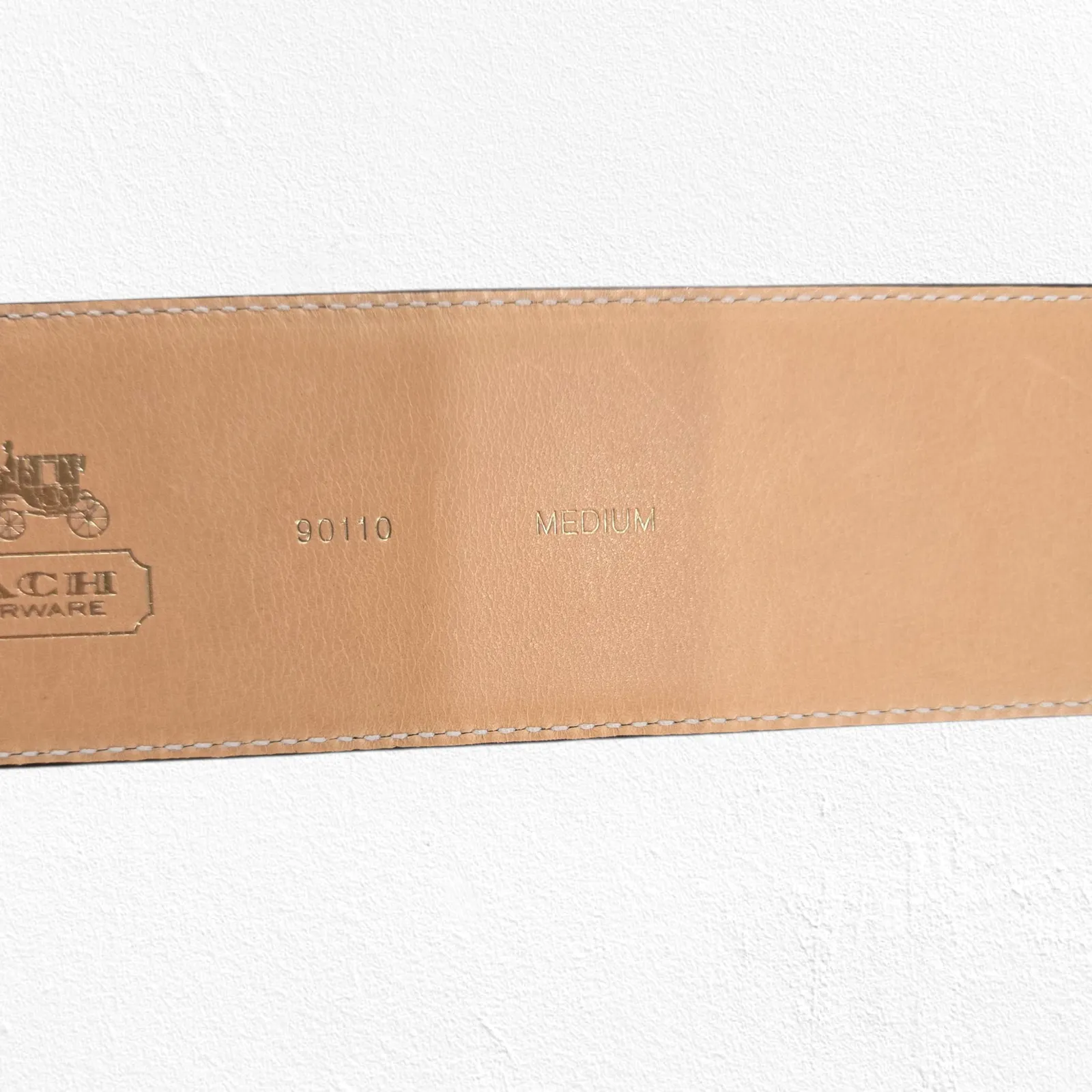 Coach Sig C Pierced Belt 90110 Tan Beige Gold Square Buckle Leather Size Medium - Image 4