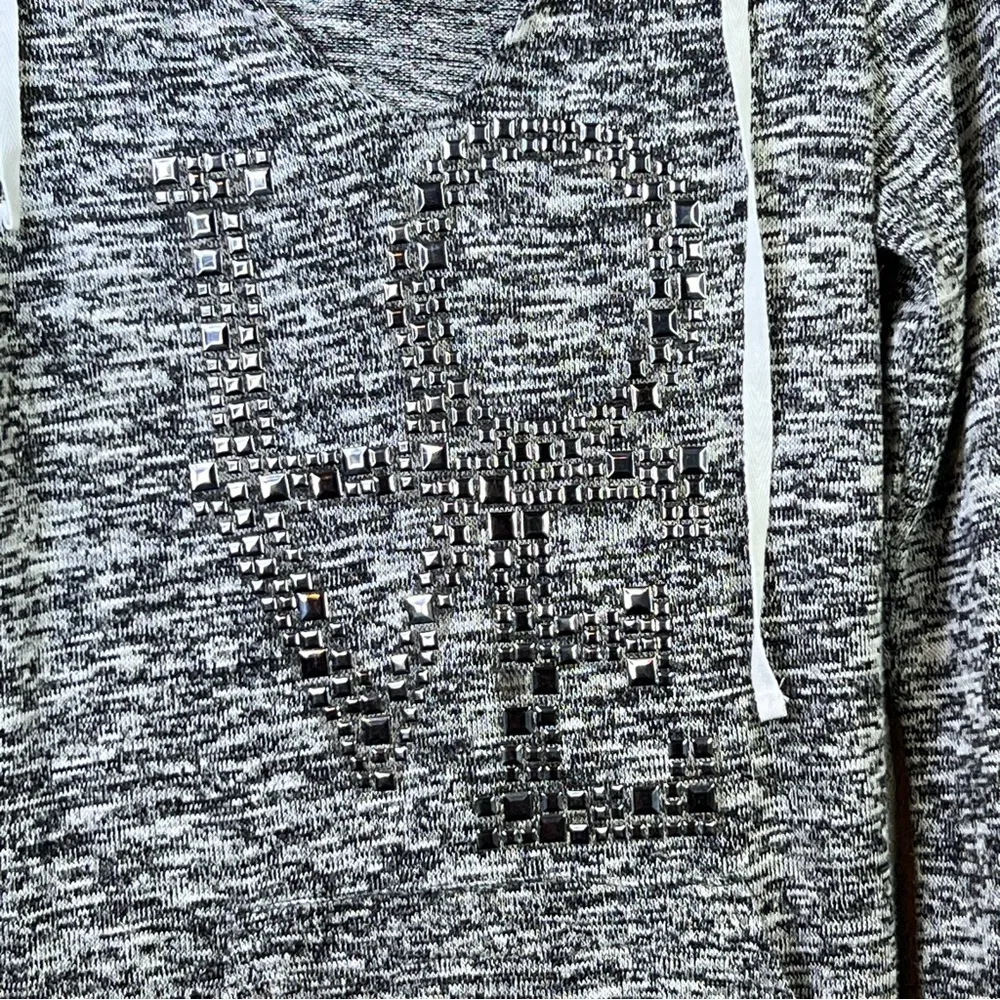 Chance or Fate Small Marled Black/White/Gray Pullover Lightweight Sweate… - Image 6