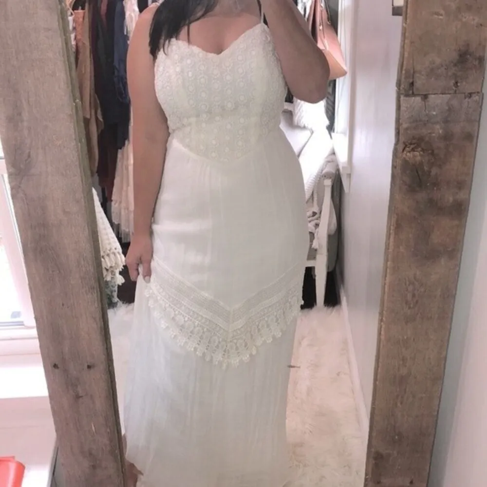 Trixxi size 7 ivory lace crochet maxi sundress - Image 2