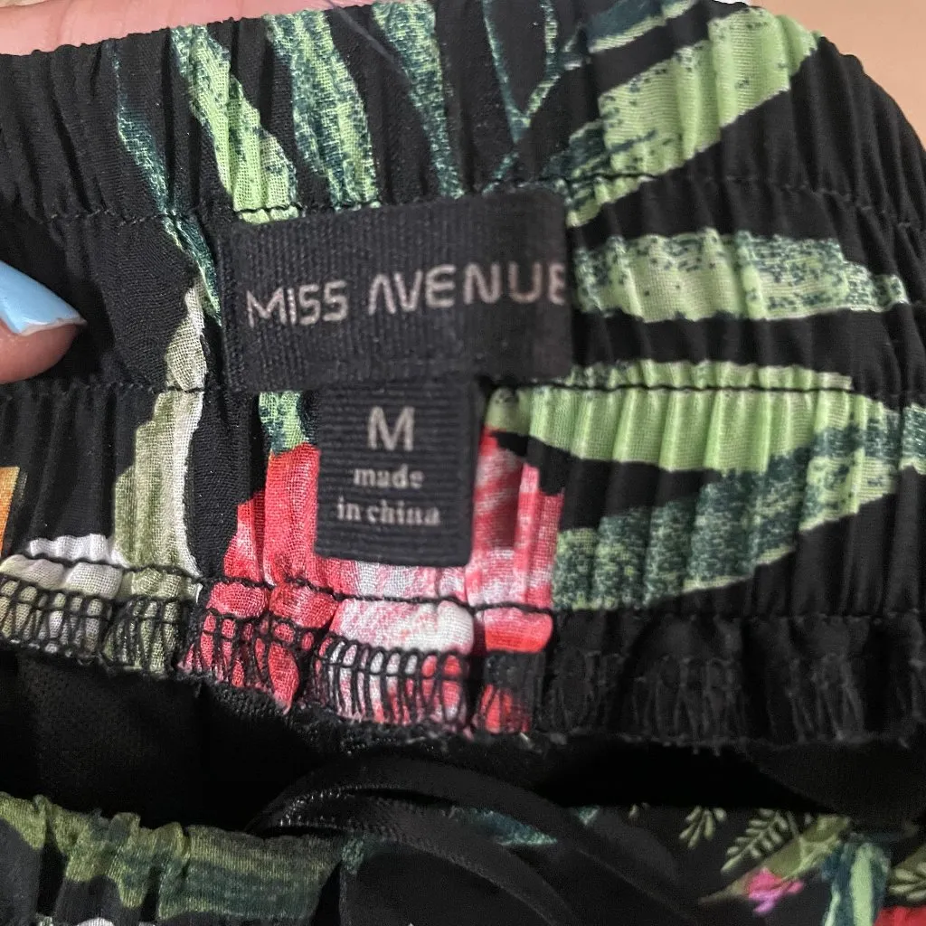 Miss Avenue Women's Black Floral Colorful Print 2 Piece Short Set Size Med - Image 8