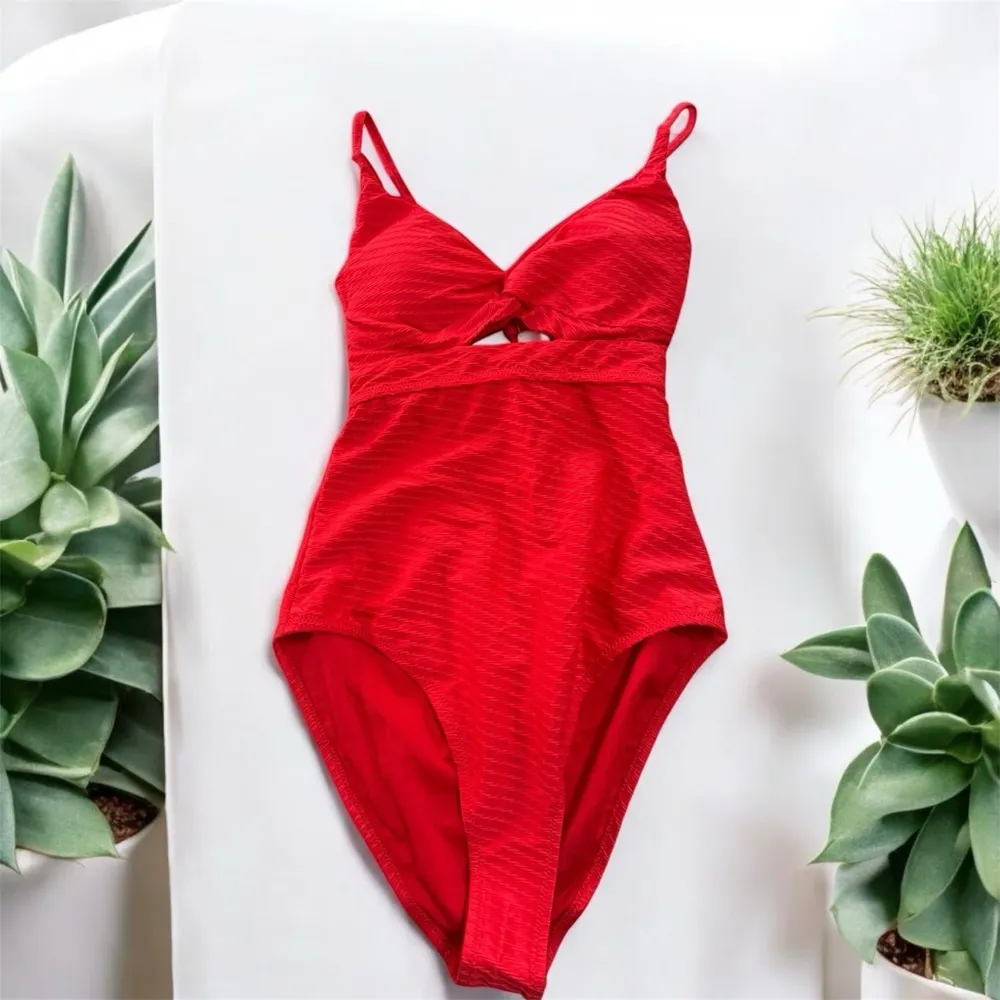 Jessica Simpson NWOT Small - Image 2