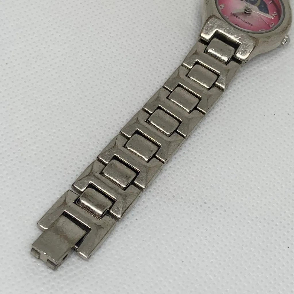 Vintage faded glory moon phase date women’s watch pink dial silver tone running - Image 5