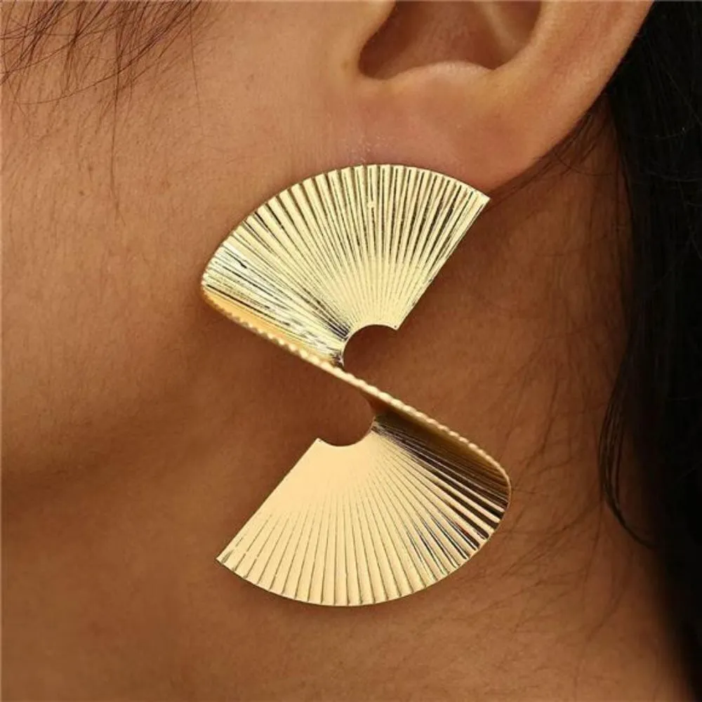 Gold Twisted Statement Geometric Earrings For Women - Image 2