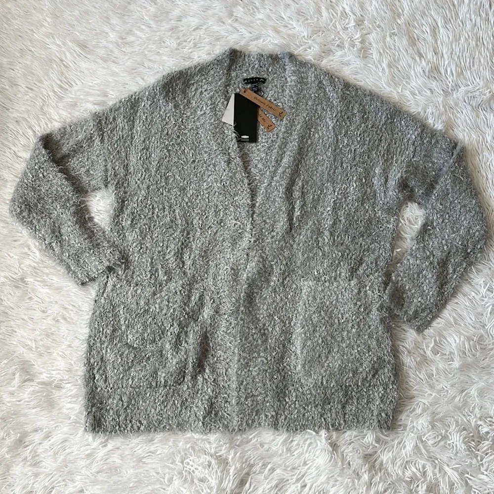 RUSTY Women’s v neck Butter cardigan Knot sweater in grey Marl size Medium - Image 2