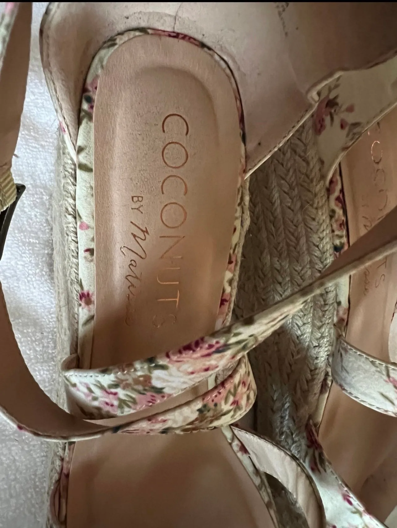 Womens Jean Floral Platform Sandals 4 Inch Wedge Heel SZ 10 - Image 3