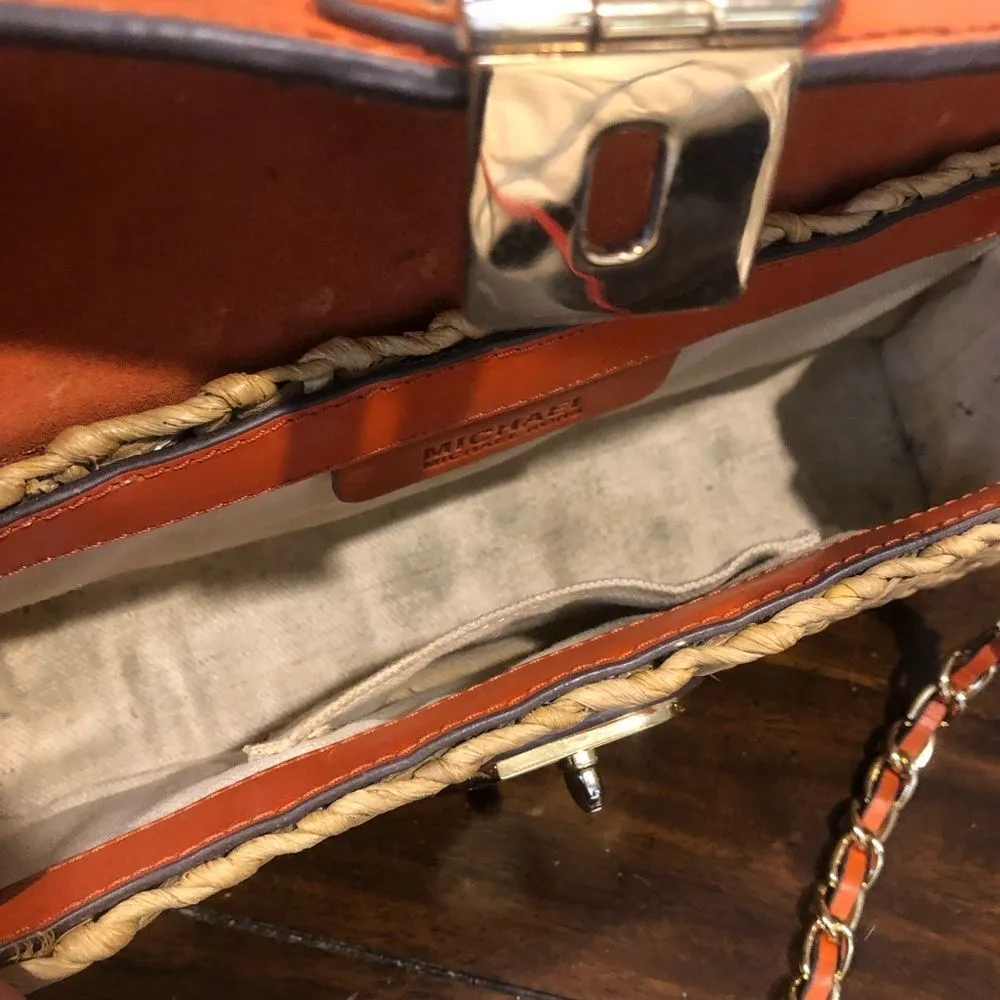 Vintage MICHAEL KORS Rattan Leather Clutch Gold Turn Lock Chain & Leather Strap - Image 5