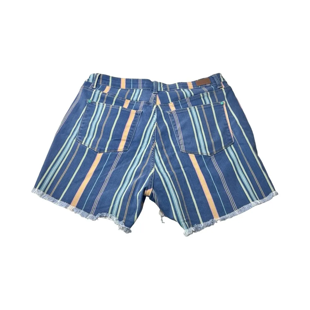 Judy Blue High Waist Striped Denim Fray Hem Shorts Size 2XL Summer - Image 2
