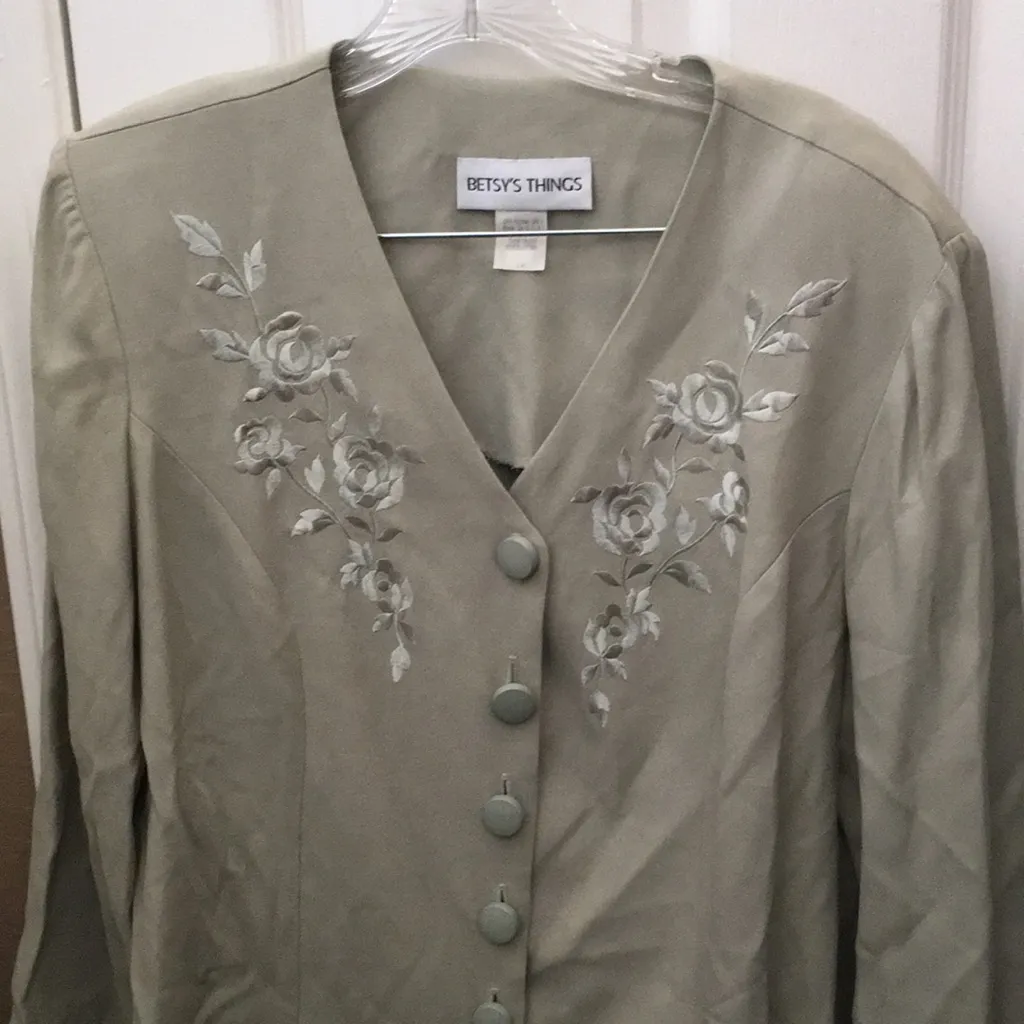 FINAL MARKDOWN Ladies’ Betsy’s Things Embroidered Jacket (14) - Image 2