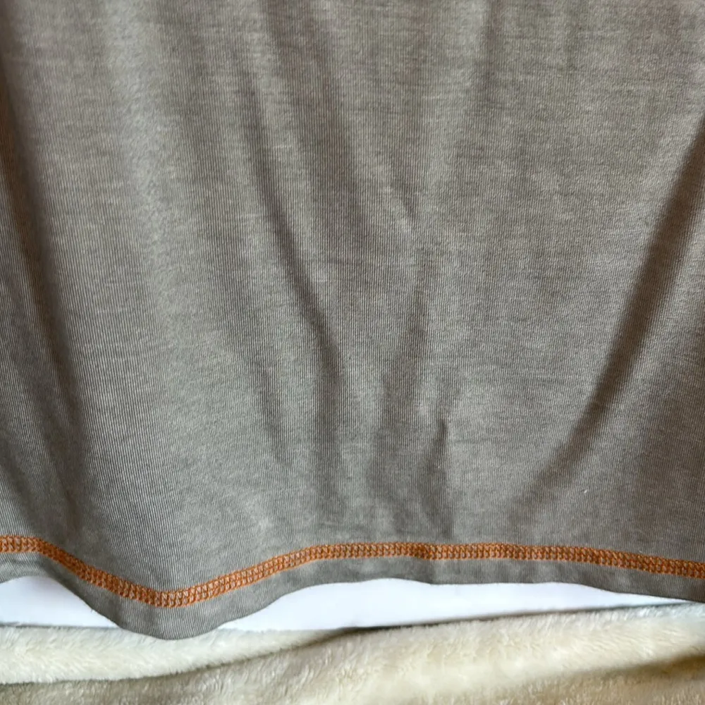 POL GREY LONG SLEEVE TEE SHIRT V NECK RAYON AND SPANDEX SIZE LARGE - Image 6