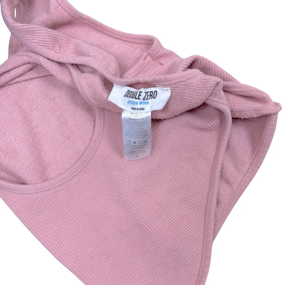 Double Zero Pink Twist Back Seamless Robbed Crop Tank Top Size Medium - Image 4