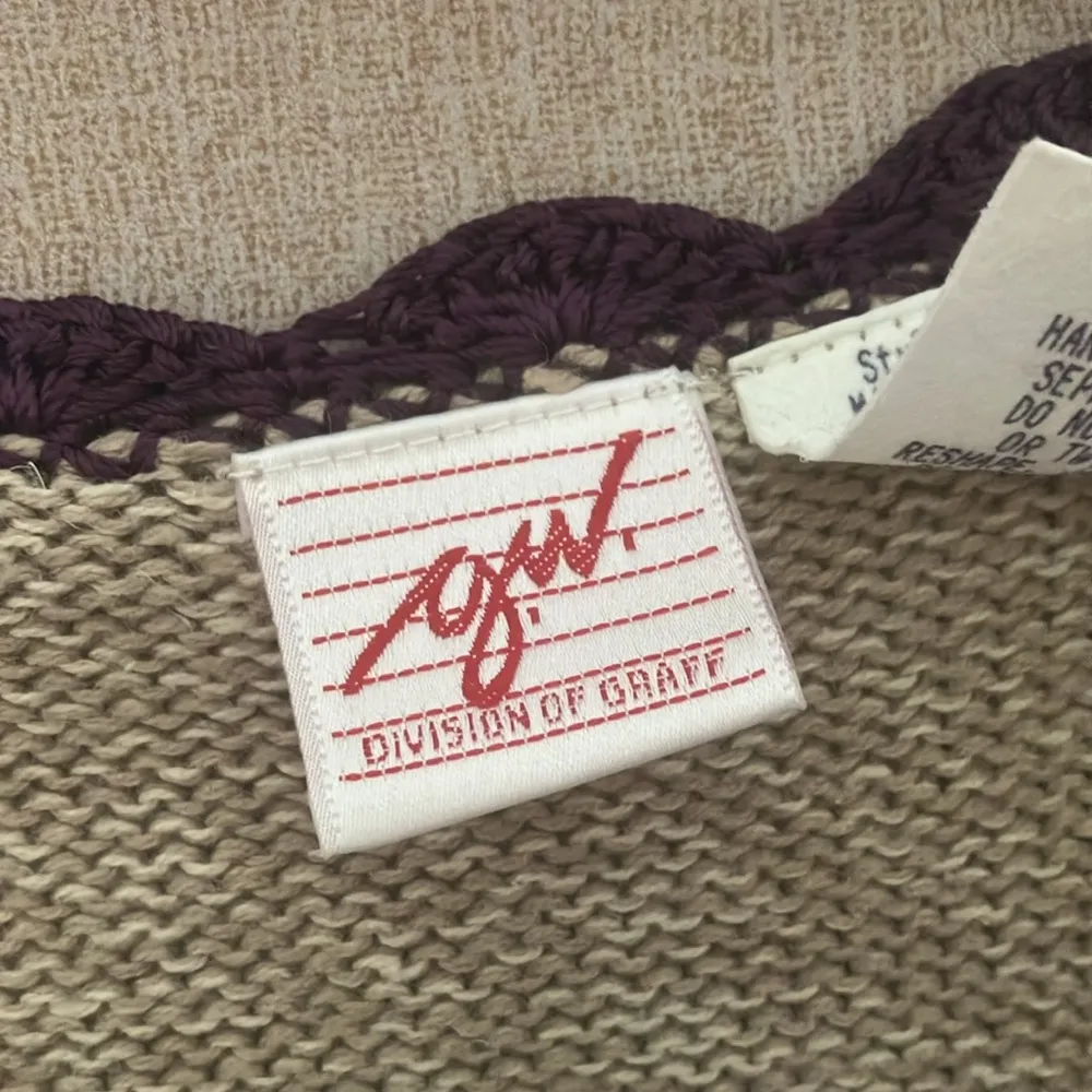 Gw Patterned Beige Sweater Vest medium Tan - Image 3