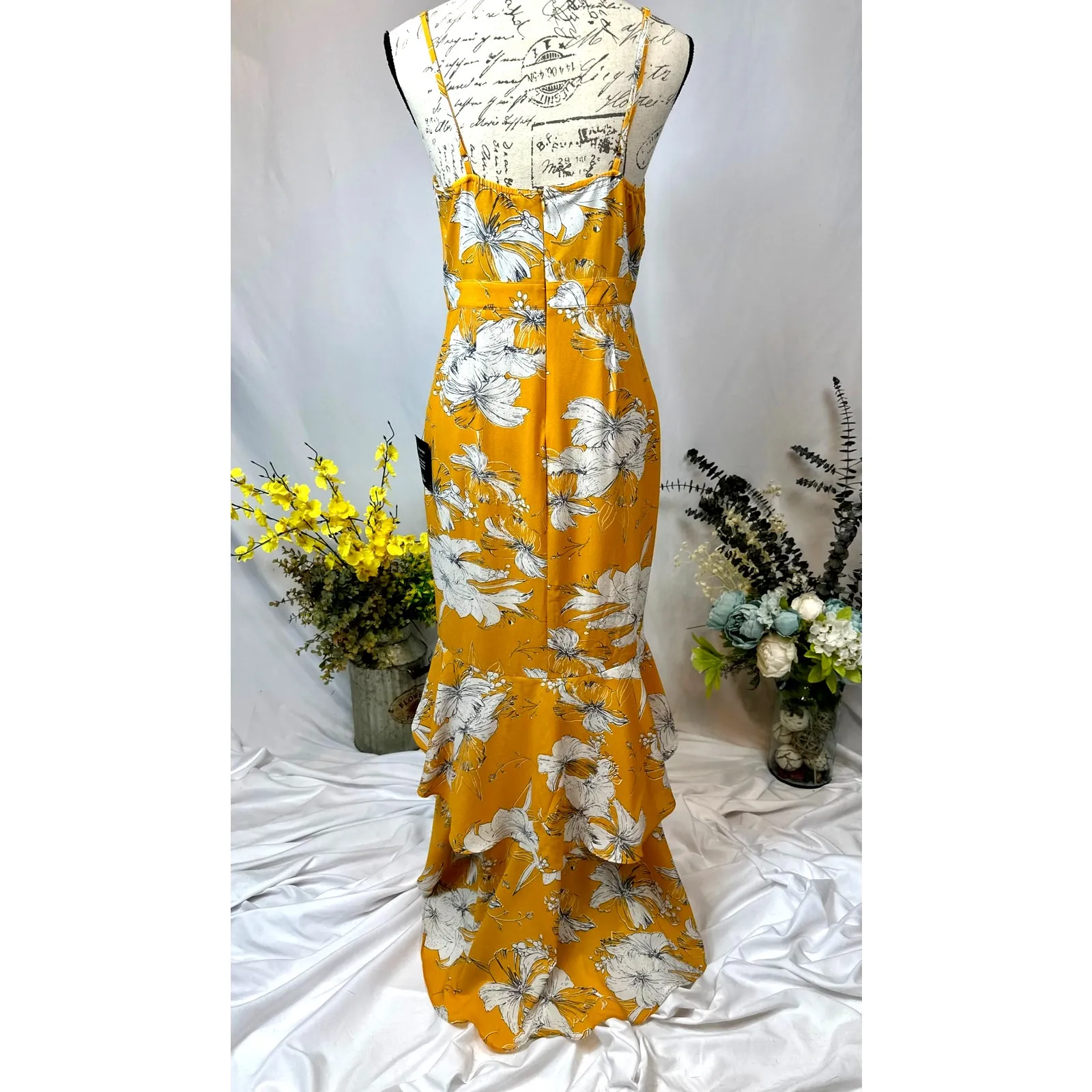Lulu’s Darling Daylily Mustard Yellow Floral Print High-Low Maxi Dress M - Image 12